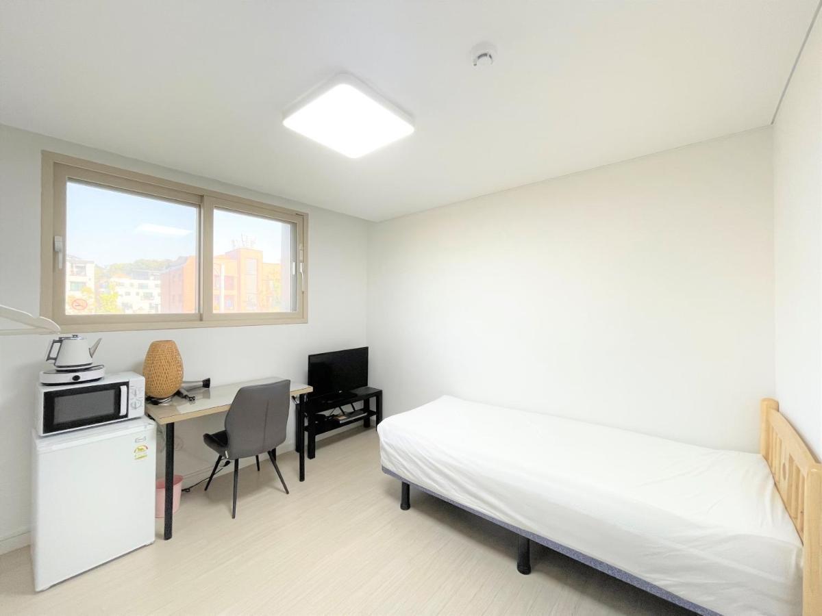 Airport Guesthouse Ko-In Инчон Экстерьер фото