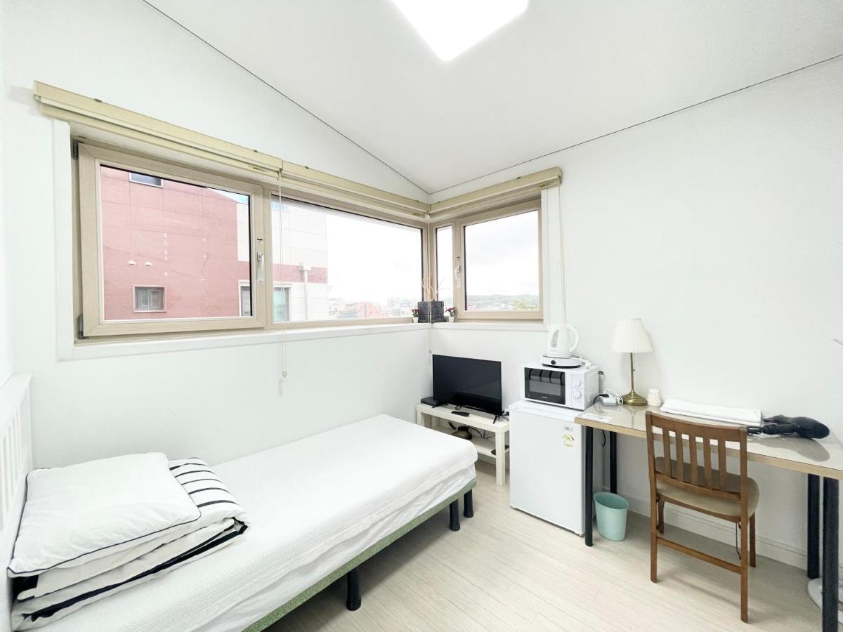 Airport Guesthouse Ko-In Инчон Экстерьер фото