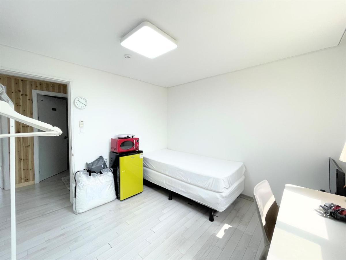 Airport Guesthouse Ko-In Инчон Экстерьер фото