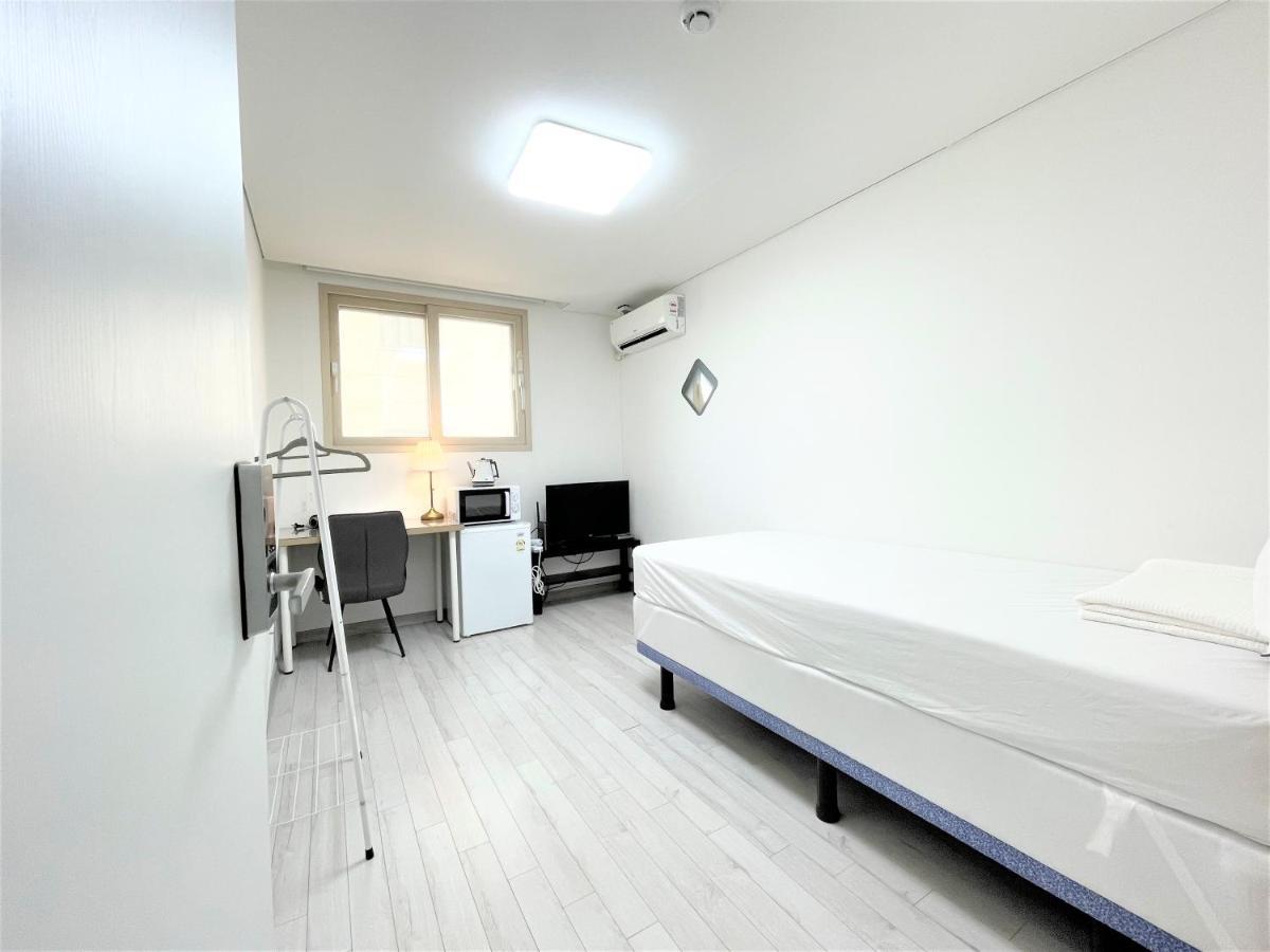 Airport Guesthouse Ko-In Инчон Экстерьер фото
